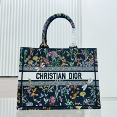 Christian Dior Shopping Bags